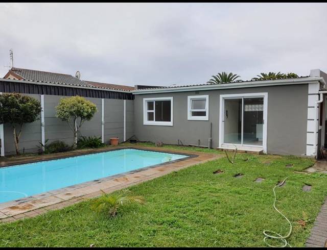 4 BEDROOM HOUSE FOR SALE IN OTTERY